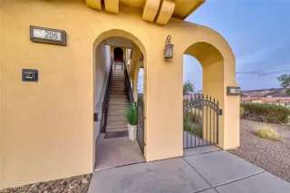 Photo #5: 2317712 Listing