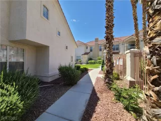 Photo #2: 2317749 Listing 