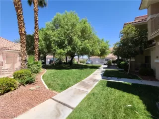 Photo #4: 2317749 Listing 