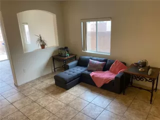 Photo #4: 2317795 Listing 