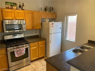 Photo #6: 2317795 Listing 