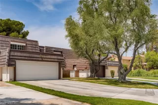 Photo #2: 2317802 Listing 