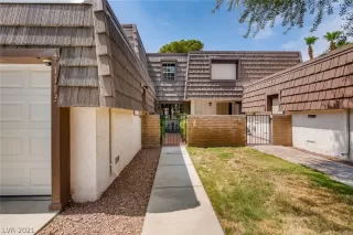 Photo #3: 2317802 Listing 