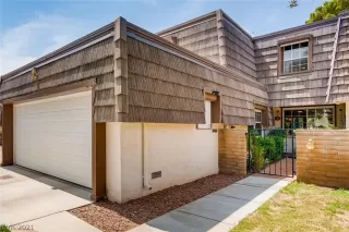 Photo #4: 2317802 Listing 