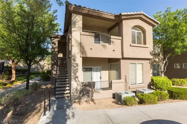 MLS: 2317805 Condo For Sale