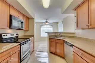 Photo #1: 2317805 Listing 