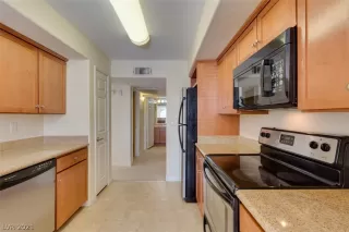 Photo #2: 2317805 Listing 