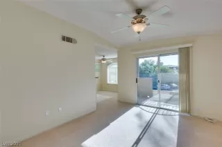 Photo #5: 2317805 Listing 