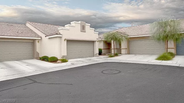 MLS: 2317841 Condo For Sale