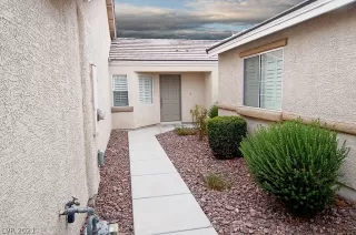 Photo #1: 2317841 Listing 