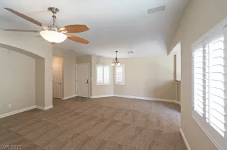 Photo #2: 2317841 Listing 