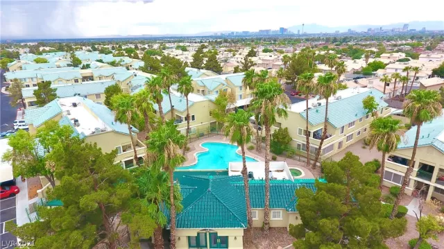 MLS: 2317892 Condo For Sale