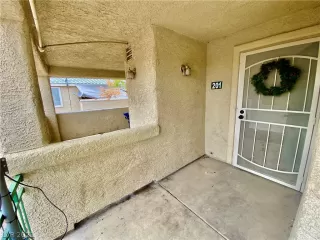 Photo #2: 2317892 Listing 