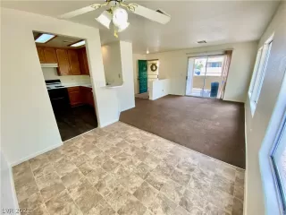 Photo #5: 2317892 Listing 