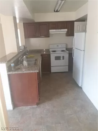 Photo #4: 2317913 Listing 