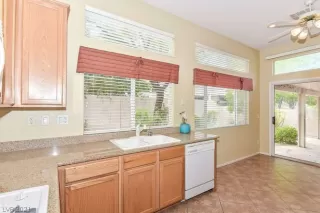 Photo #3: 2317963 Listing 