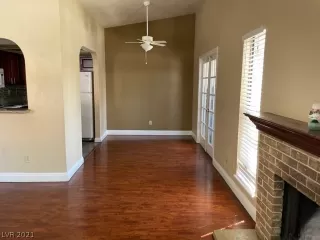 Photo #2: 2317983 Listing