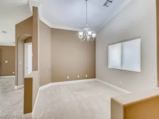 Photo #4: 2317994 Listing 
