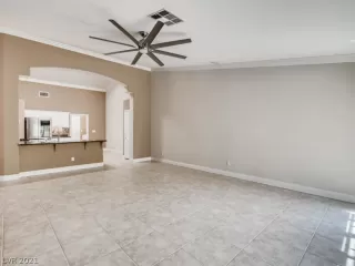 Photo #6: 2317994 Listing 