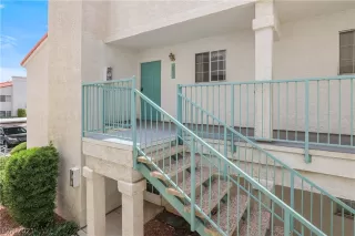 Photo #2: 2317995 Listing