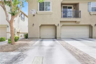 Photo #1: 2318011 Listing 