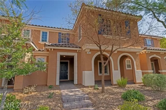 MLS: 2318116 Condo For Sale