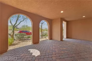 Photo #1: 2318116 Listing 