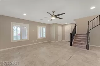 Photo #2: 2318116 Listing 