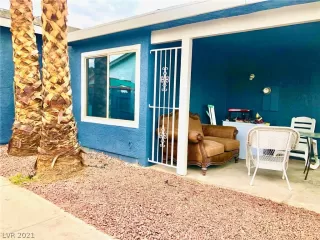 Photo #3: 2318192 Listing 