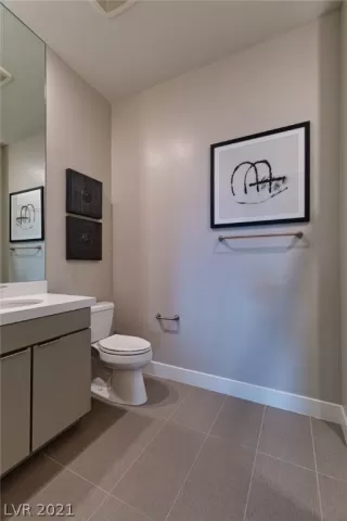Photo #6: 2318205 Listing 