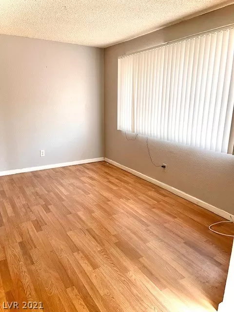 MLS: 2318291 Condo For Sale