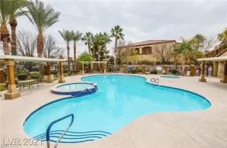 Photo #3: 2318312 Listing 