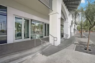 Photo #1: 2318324 Listing