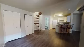 Photo #4: 2318434 Listing 