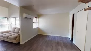 Photo #6: 2318434 Listing 