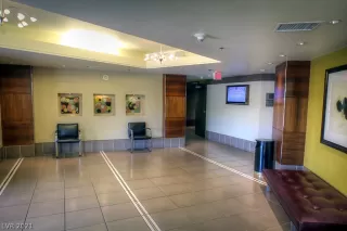 Photo #1: 2318472 Listing