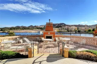 Photo #5: 2318472 Listing