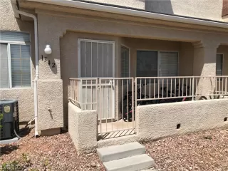 Photo #2: 2318487 Listing 