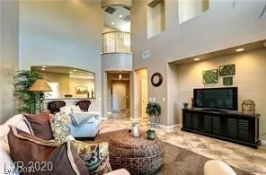 Photo #2: 2318510 Listing 