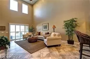 Photo #4: 2318510 Listing 