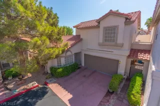 Photo #1: 2318513 Listing 