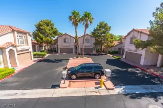 Photo #2: 2318513 Listing 