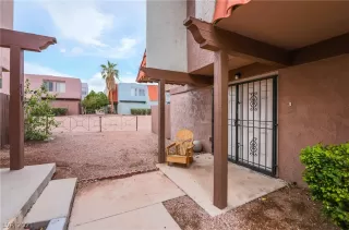 Photo #1: 2318533 Listing