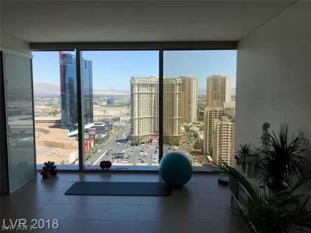 MLS: 2318538 Condo For Sale