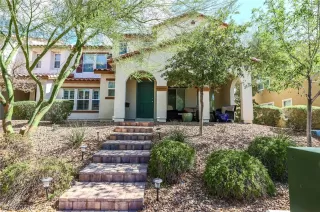 Photo #1: 2318542 Listing