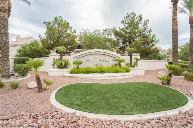 MLS: 2318551 Condo For Sale