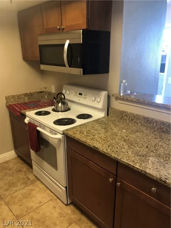 MLS: 2318607 Condo For Sale