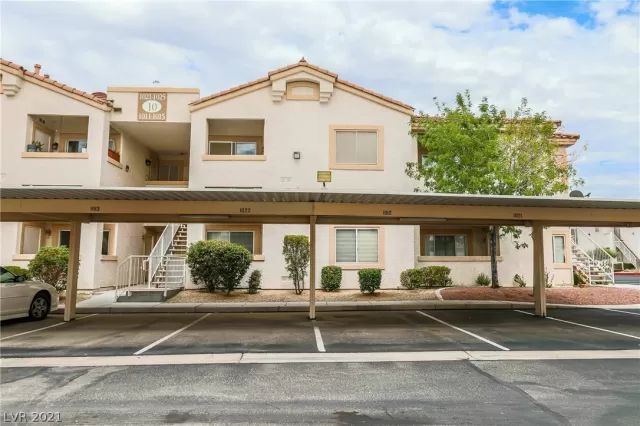 MLS: 2318656 Condo For Sale