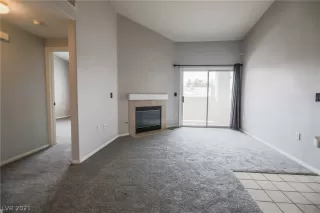 Photo #2: 2318656 Listing 