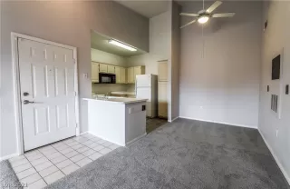 Photo #5: 2318656 Listing 